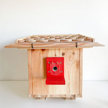 Lade das Bild in den Galerie-Viewer, Hummel Nistkasten